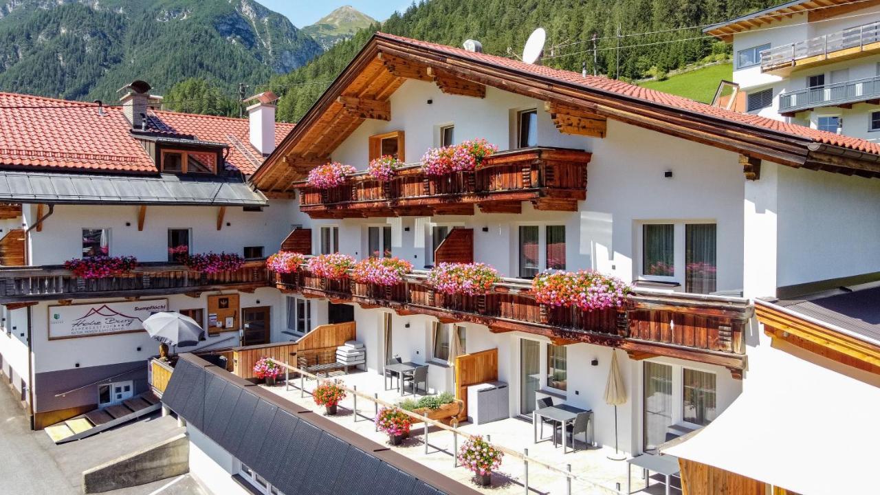 Alpen Gasthof Apartments Hohe Burg Trins Esterno foto